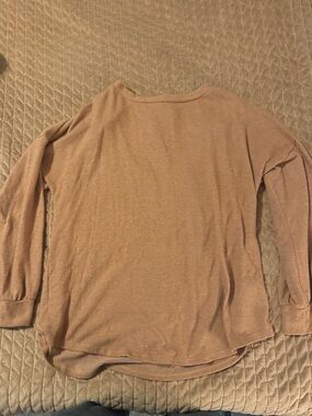 Lovely Melody Coral/Rust Sweater. XL with crochet scoop neckline in back